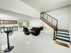 Nhà chính chủ - ô tô đỗ cửa - vị trí đắc địa phố lê trọng tấn, phường phương