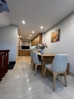 Nhà đẹp dân xây tâm huyết full nội thất lệ mật 70m2 x 5 tầng x12.8 tỷ long