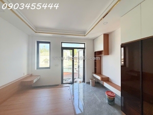 Nhà đẹp thủ đức, 63m2, 4 tầng, sát phạm văn đồng, 6.8 tỷ, phường tam phú