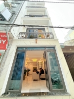 Nhà đẹp xuân đỉnh 31 m 6 tầng 8,8 tỷ