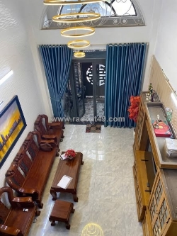 Nhà đường nguyễn duy cung phường 12 quận gò vấp cũ.