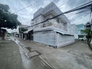 Nhà giá tốt gần đường xe hơi – khu tiện ích đủ đầy -phạm hữu lầu phường phú mỹ