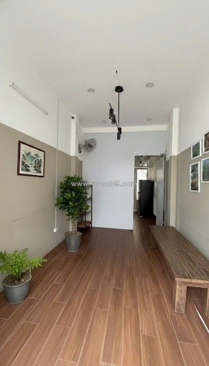 Nhà hẻm ô tô đồng nai - quận 10 - 3 x 8 m - 5.95 tỷ - ẩm thực bên từng bước chân