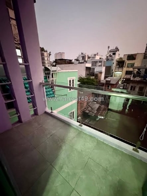 Nhà hxh đường trần hưng đạo quận 5 phường 1 cũ.