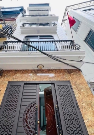 Nhà lô góc đại mỗ tây mỗ 5 tầng thang máy sổ đẹp chỉ 7,x tỷ alo 0972078667