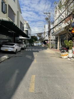 Nhà mặt tiền nguyễn huy lượng 3 tầng 59m2 cách biển 200m giá 5.7 tỷ