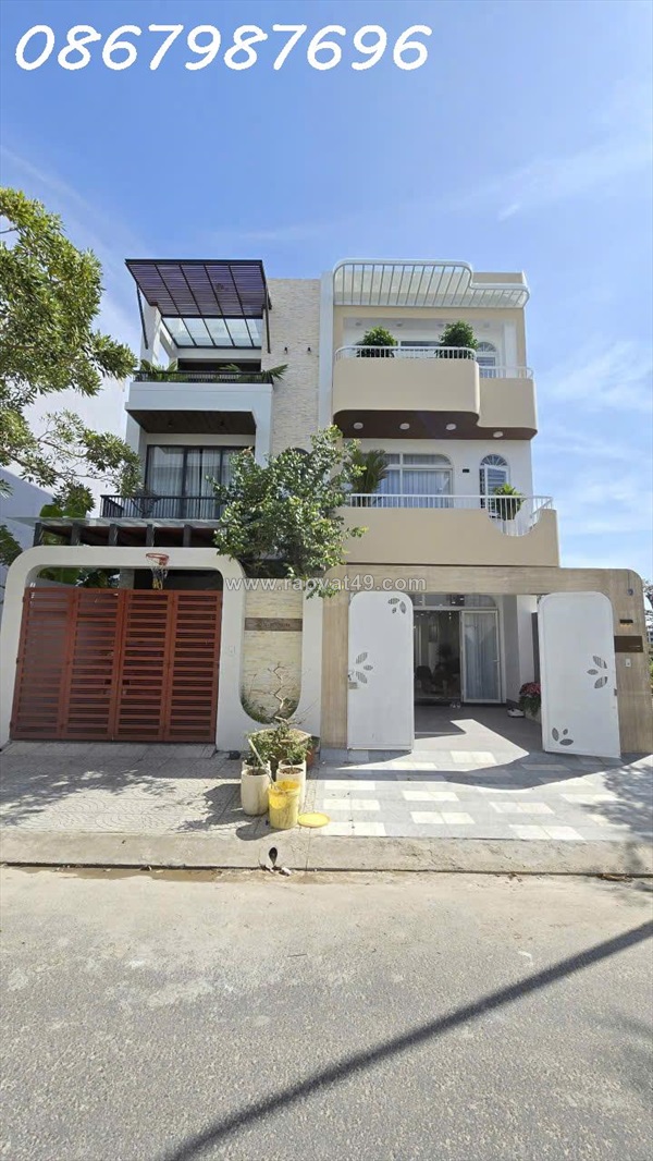 Nhà mới gói 5 mỹ gia, đường to, full nội thất, giá chỉ 9.6  tỷ(bao thuế phí)