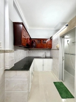 Nhà mới vào ở ngay- cách 2 căn ra mt xe hơi đoàn văn bơ- giao thương tôn đản-