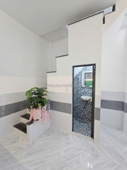 Nhà mới vị trí đẹp hẻm 110 tạ quang bửu p3q8