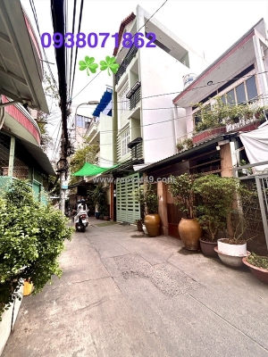 Nhà mt đ.số- xe hơi đậu cửa- dân cư hiện hữu- lưu thông khánh hội- bến vân đồn-