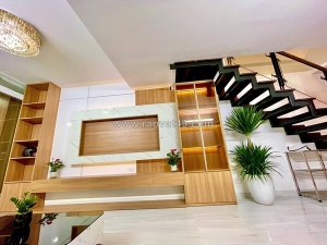 Nhà ngay gần mặt phố thụy khuê 40m 5 tầng nhà mới- 2 mặt thoáng  full nội thất