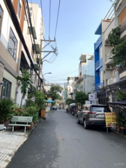 Nhà quận 10  gần vạn hạnh mall, 5 tầng -  chỉ 7.xx tỷ