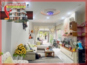 Nhà quận 8 giáp quận 6, ngang 5m, dt 150m2 chỉ 11 tỷ- 09311722