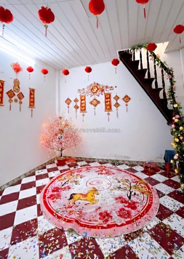 Nhà quận tân bình - cách mạng tháng tám - 5.8 x 9m (52 m2) - chỉ 100tr/m2 - giá