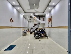 Nhà tân phú giáp tân bình, ngay nhà ga t3, 44m2 3pn, gần aeon, chợ, giá nhỉnh 5