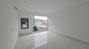 Nhà vị trí đẹp- giá tốt chính chủ cần bán nhanh căn nhà tại huyện thanh trì, tp