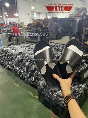 Quà tặng 8/3 – đồ da thiết thực – in logo theo yêu cầu