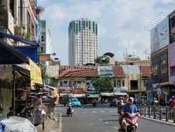 Rẻ 7 tỷ, mặt tiền 6 tầng kinh doanh đường 3 tháng 2, dt: 5x40  - 09311722