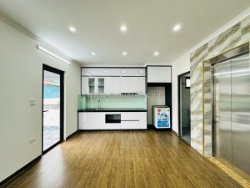 Siêu đẹp phố hoàng hoa thám 40m 6t,mt 4,6 giá 12,3 tỷ - nhà mới -lô góc -thang