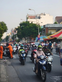 Siêu vị trí - hiếm về giá - mặt tiền lê vẵn sỹ - phố thời trang - dt 97m2 x 4