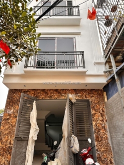 Sở hữu ngay nhà đẹp - giá tốt - vị trí đắc địa tại trục chính thôn yên mỹ, xã