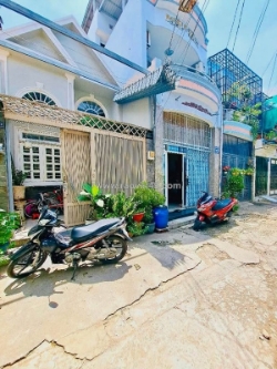 Tân phú – thạch lam – hẻm ô tô thông – 54m – 2 tâng - vào ngay đón tết chỉ 5.x