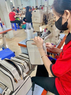 Tìm nguồn nhập sỉ đồ da ổn định – vat rõ ràng