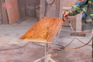 Tuyển thợ xịn sơn pu làm tại đồng nai