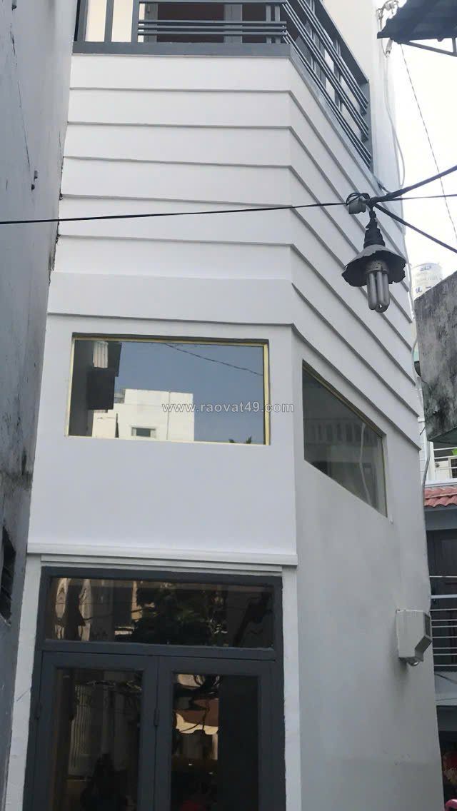 Bán nhà hẻm xe tải trần hưng đạo p2 q5 đúc 3 tầng