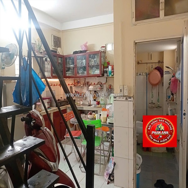 Căn góc sát bên chợ thủ đức | 2 tầng đúc kiên cố với 3pn mà chưa đến 3 đồng 9.
