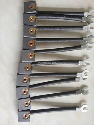 Chổi than  công nghiệp cho cầu trục