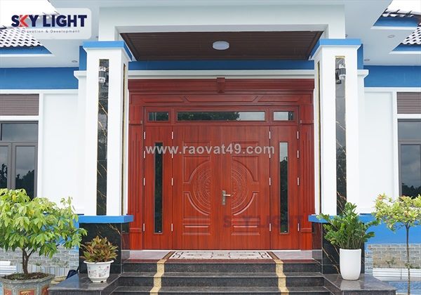Địa chỉ mua cửa thép vân gỗ uy tín, giá tốt tại xưởng