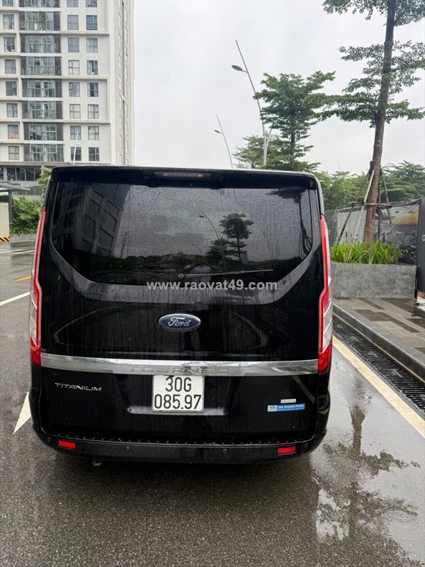~/Img/2026/10/ford-tourneo-2019-20-may-xang-9-cho-02.jpg