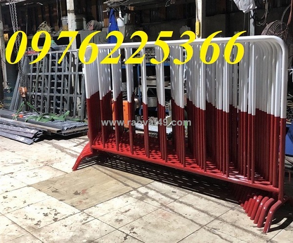 Hàng rào chắn đường di động khổ 1.2m x 2m