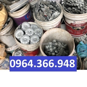 Hoa cúc 12 phân cho những vị trí cần điểm nhấn lớn