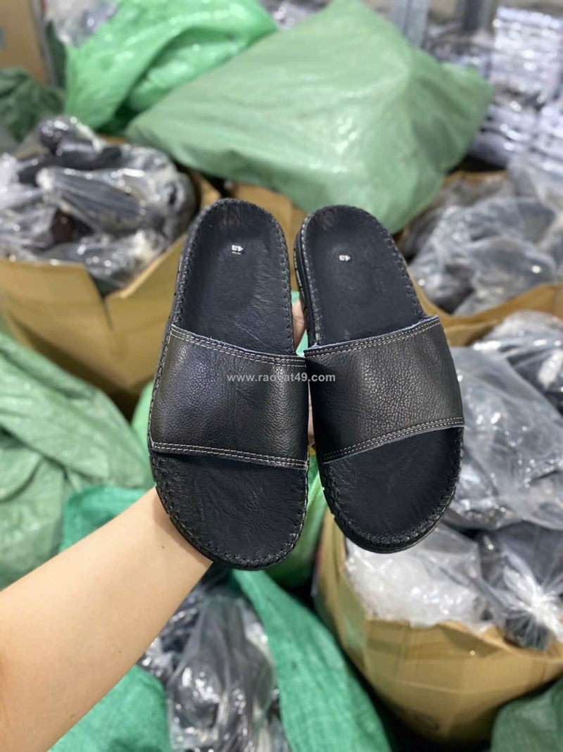 Nguồn hàng dép da – có sẵn tại xưởng