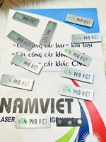 Nhận làm bảng tên nhân viên theo yêu cầu