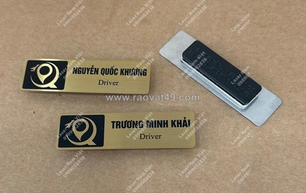 Nhận làm bảng tên nhân viên theo yêu cầu - văn phòng - công ty - nhà hàng - khách sạn