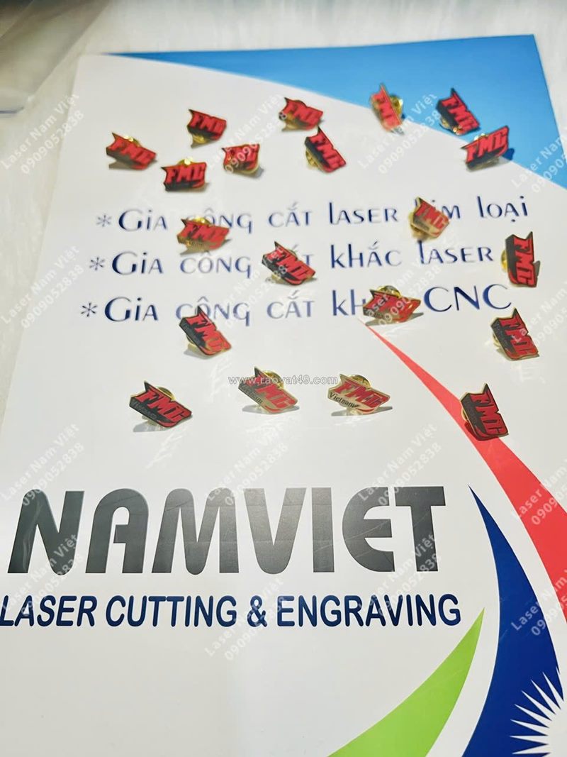 Nhận làm huy hiệu logo công ty – thiết kế theo yêu cầu