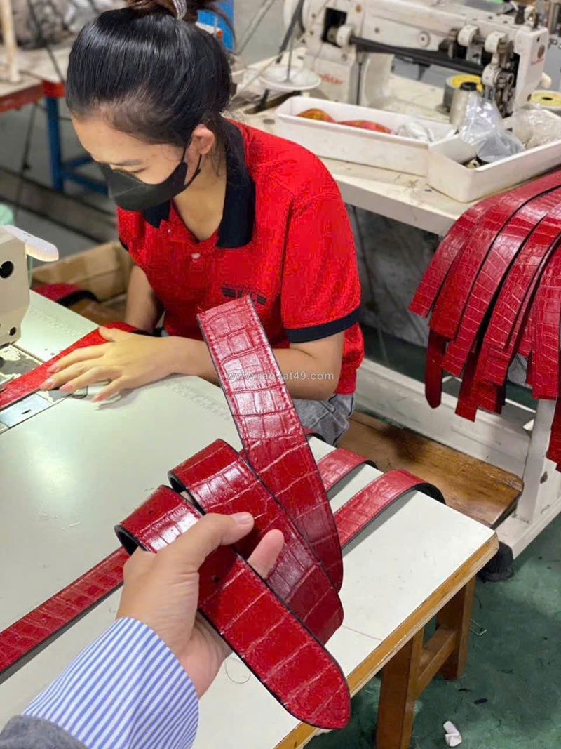 Quà tặng doanh nghiệp bằng đồ da – đặt mẫu theo nhu cầu