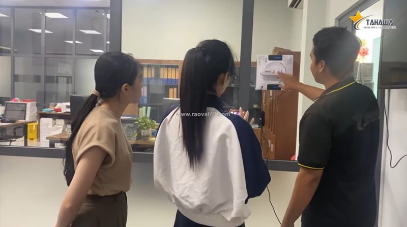 Robot lau kính nhà cao tầng loại nào tốt? gợi ý tahawa th-yw530
