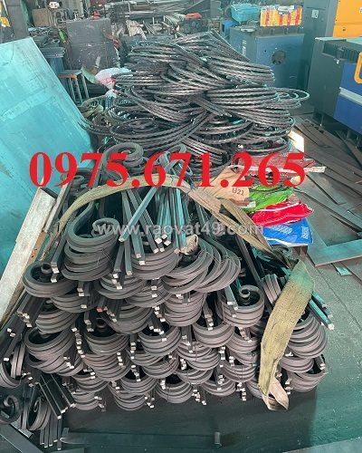 Tìm mua chi tiết sắt mỹ thuật giá rẻ, nhiều mẫu có sẵn tại xưởng