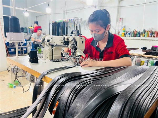 Từ mẫu tham khảo đến sản phẩm thắt lưng phù hợp với shop