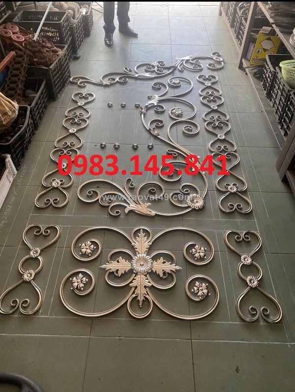 Xếp bộ cổng sắt mỹ thuật, thợ cần là có.