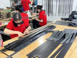 Xưởng gia công dây lưng cho cửa hàng muốn tạo sản phẩm riêng