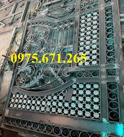 Xưởng hoàn thiện thô sắt đặc theo mẫu