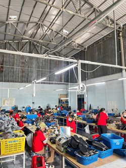 Xưởng sỉ dép da bò có vat, hỗ trợ giao nhanh