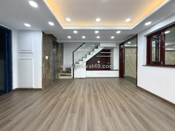 ‼️ biệt thự mặt tiền trung tâm phú nhuận - ngay ubnd quận – hầm + thang máy +