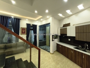 ► k408 hoàng diệu, 50.2m2, 3 tầng 3pn wc trong, sân thượng trước sau rộng, 3.95