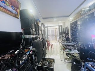 ► kiệt thẳng thông 30m ra mt đào duy từ, gần chợ cồn, big c, 33m2, 2 tầng cứng,